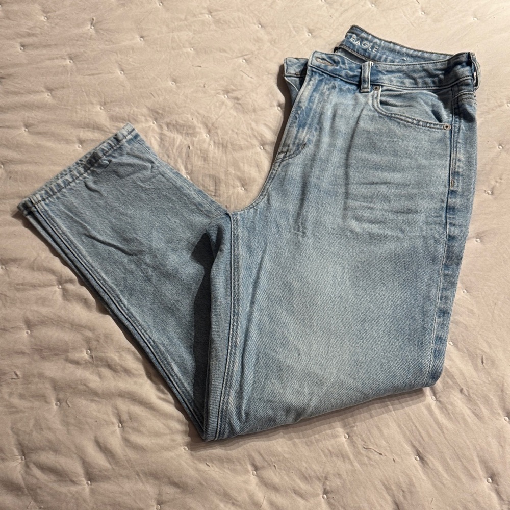 American Eagle Outfitters Light Blue Mom Jeans